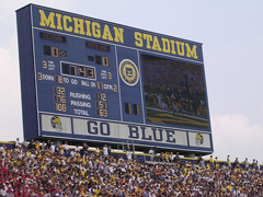 Michigan Stadium takes message board to another level Michigan Stadium takes message board to another level
