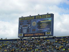 Michigan Stadium takes message board to another level